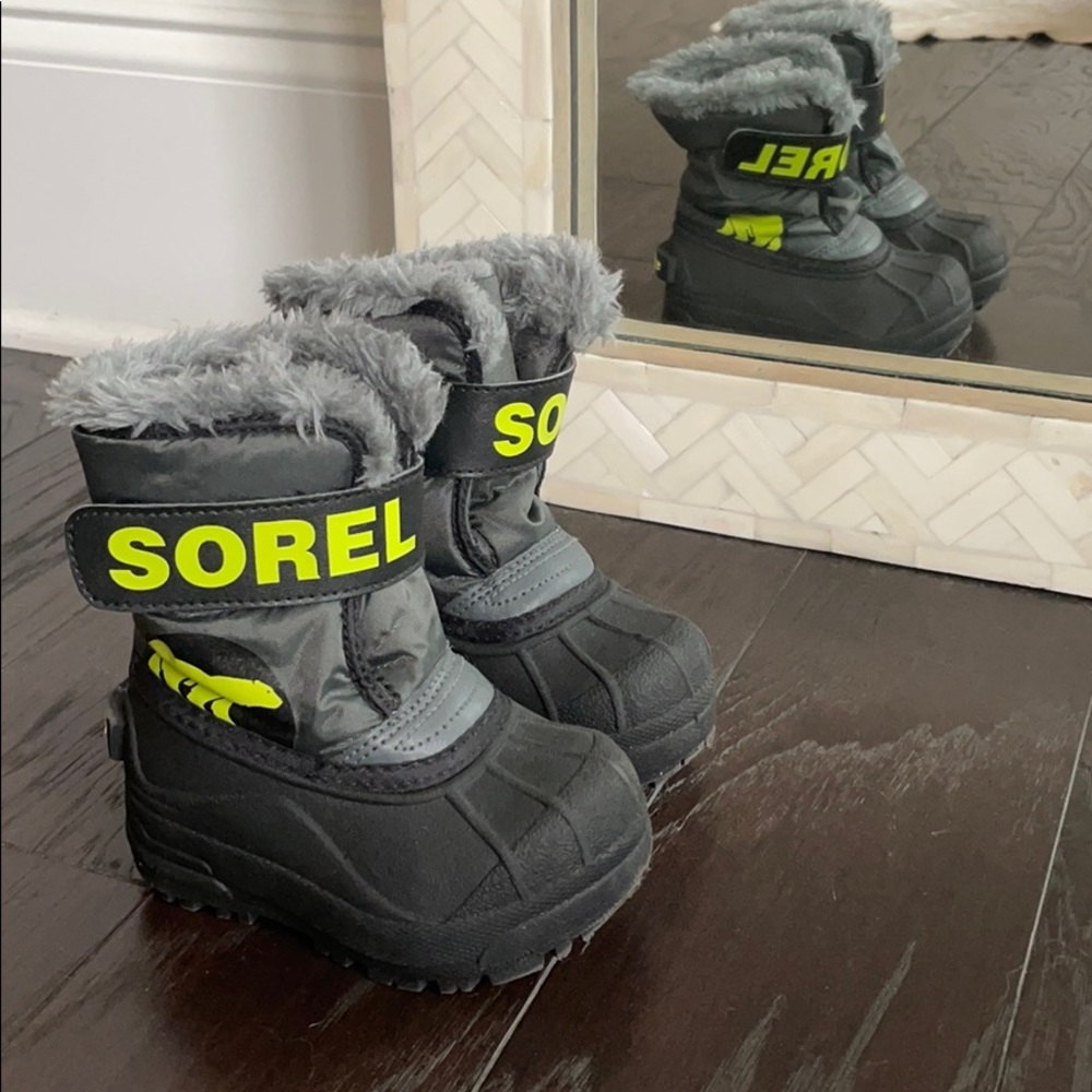 Sorel Snow Boots toddler size 6
